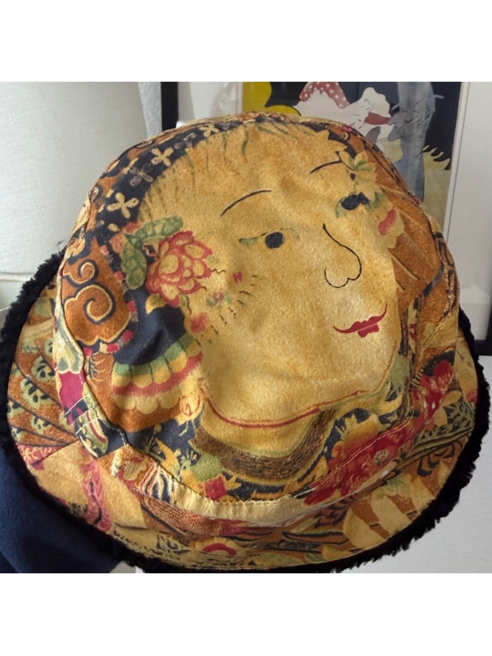 Chico’s Reversible Bucket Hat Face Motif Faux Curly Lamb Fur - Picture 5 of 6